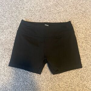 DSG Kids Black Active Shorts. Girl X-Small Extra Small 6-7 XS